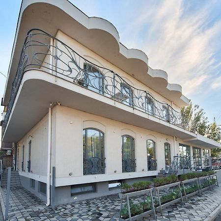 Gaudi Stylish Hotel Одеса Екстериор снимка