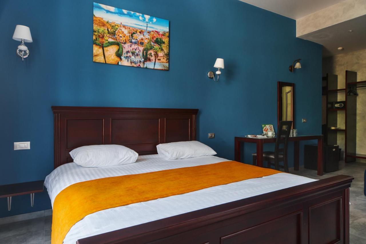 Gaudi Stylish Hotel Одеса Екстериор снимка