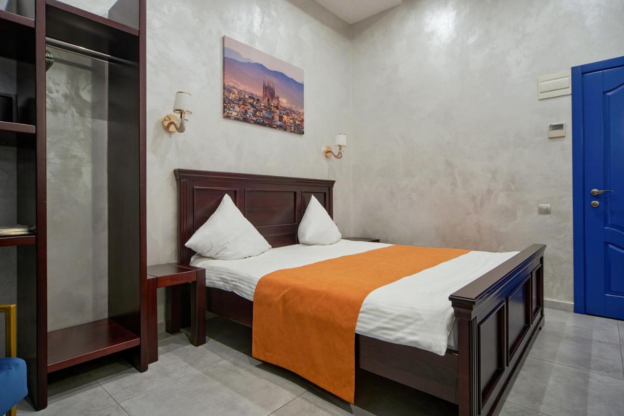 Gaudi Stylish Hotel Одеса Екстериор снимка