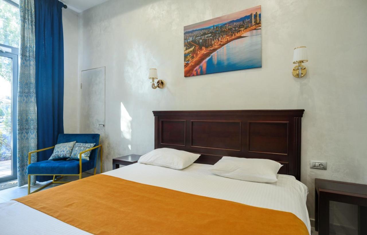 Gaudi Stylish Hotel Одеса Екстериор снимка