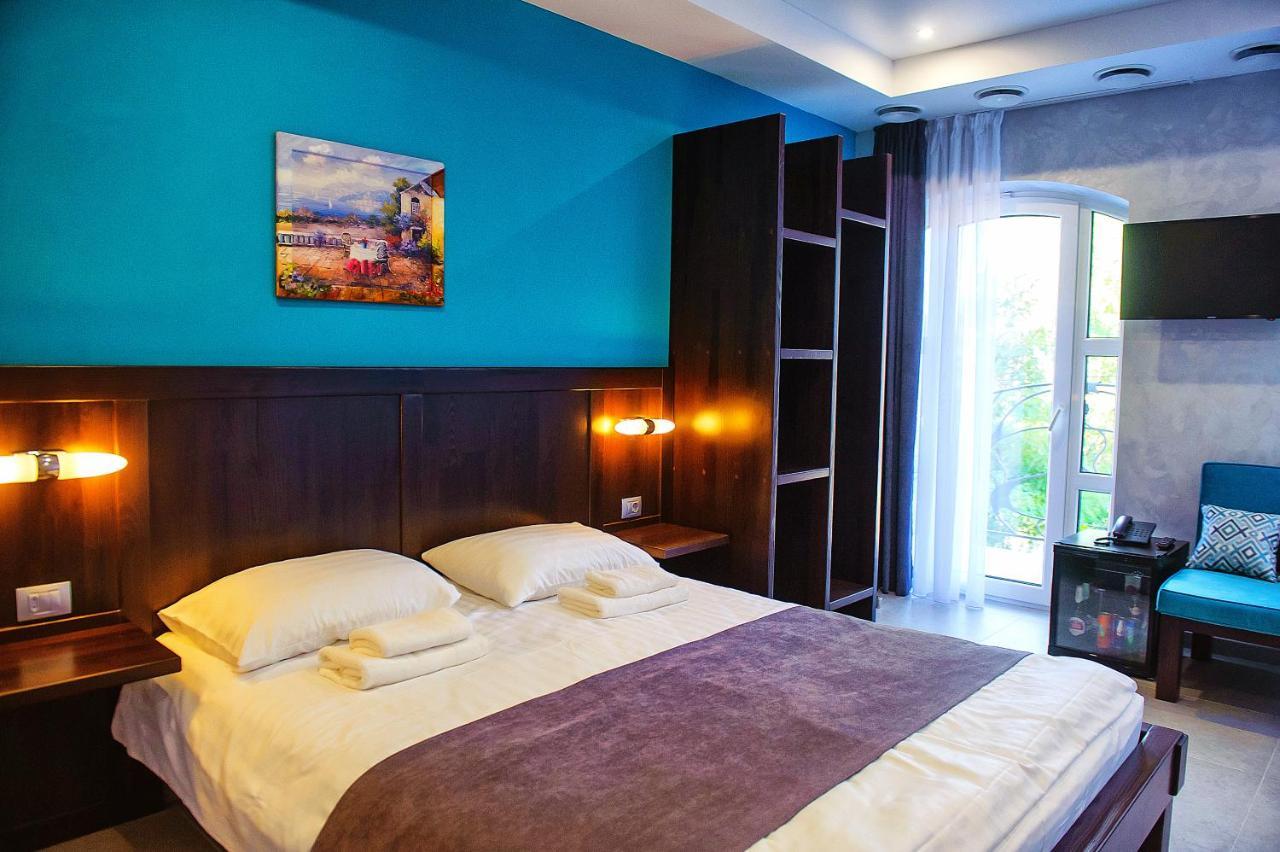 Gaudi Stylish Hotel Одеса Екстериор снимка
