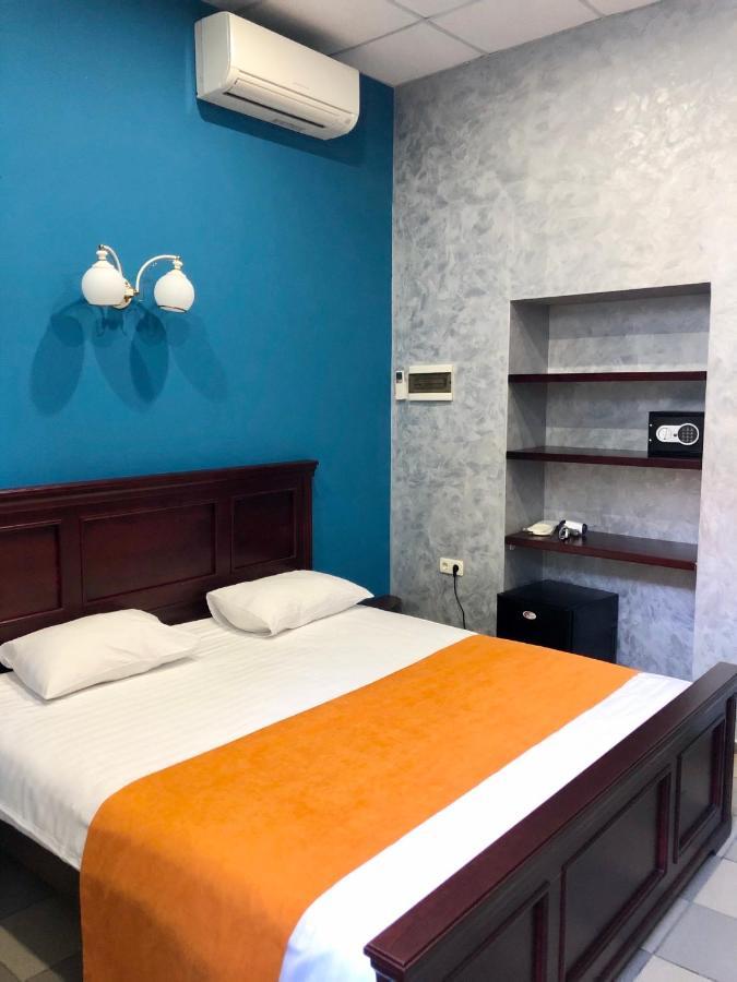 Gaudi Stylish Hotel Одеса Екстериор снимка