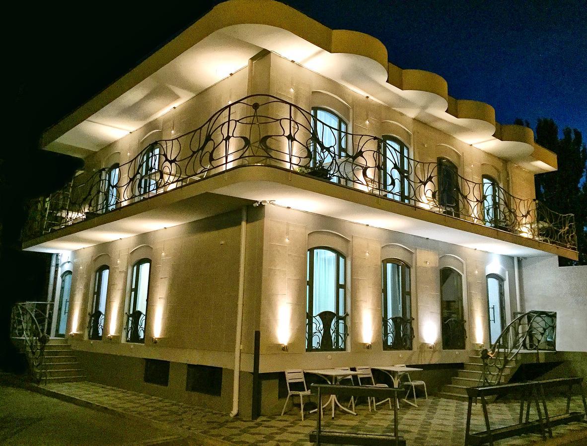 Gaudi Stylish Hotel Одеса Екстериор снимка