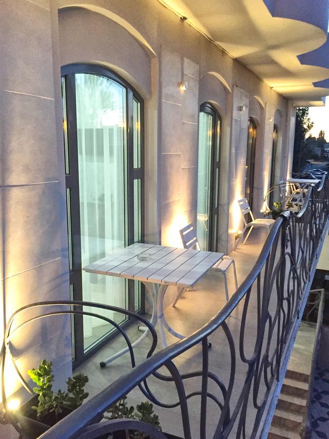 Gaudi Stylish Hotel Одеса Екстериор снимка