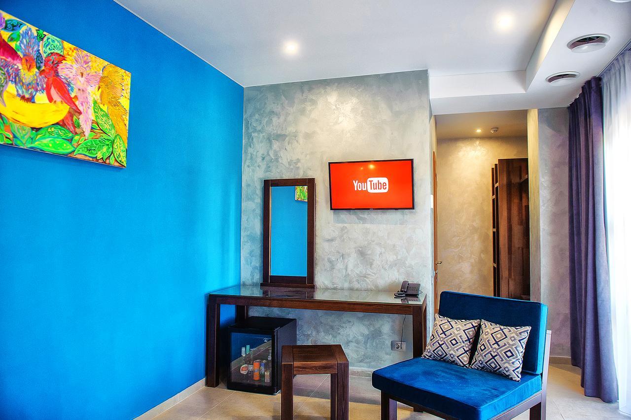 Gaudi Stylish Hotel Одеса Екстериор снимка