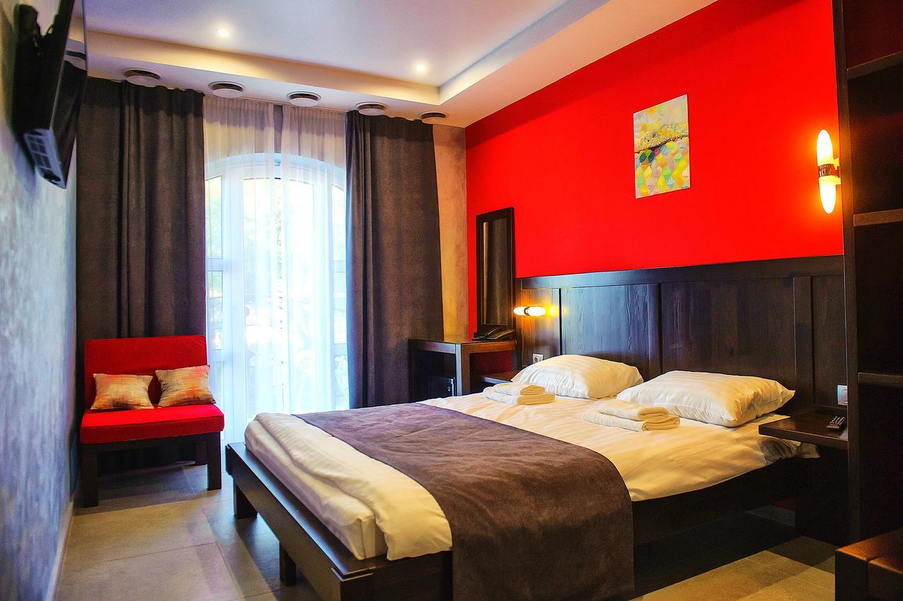 Gaudi Stylish Hotel Одеса Екстериор снимка